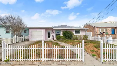 137 Park Ave, Daytona Beach, FL 32118
