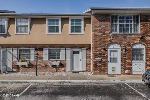 2200 S Palmetto Ave #C050, South Daytona, FL 32119