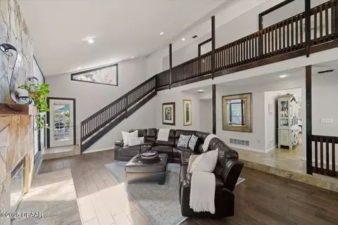 Living - 137 Shady Branch Trl, Ormond Beach, FL 32174 photo 2 of 2