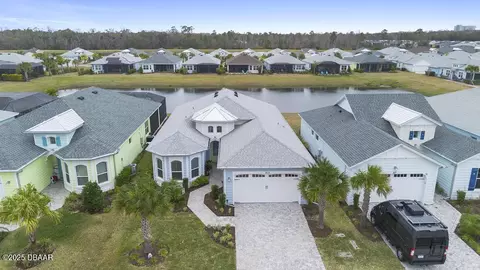 313 Sea Plane Dr, Daytona Beach, FL 32124