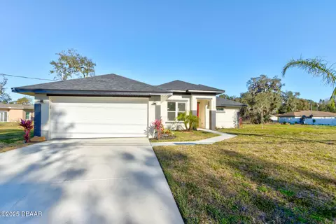 1120 6th St, Daytona Beach, FL 32117
