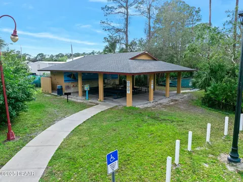 Exterior - 36 Black Pine Way, Ormond Beach, FL 32174 photo 8 of 12