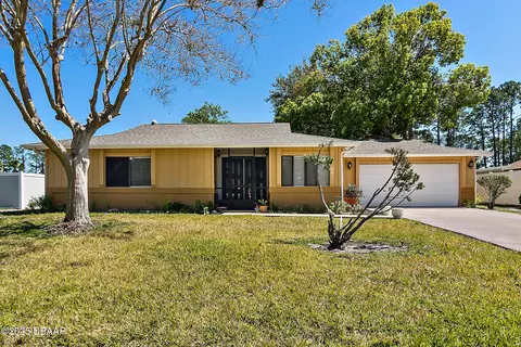 84 Brooklyn Ln, Palm Coast, FL 32137