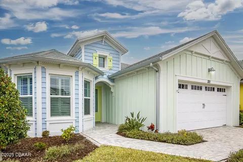 321 Sea Plane Dr, Daytona Beach, FL 32124