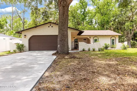 886 Lindenwood Cir W, Ormond Beach, FL 32174