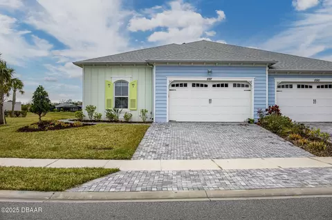 597 Landshark Blvd, Daytona Beach, FL 32124