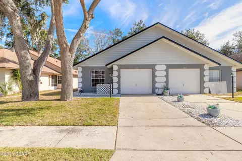827 Brimfield Ct, Port Orange, FL 32127