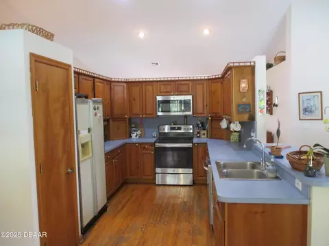 Kitchen - 10825 154th Rd N, Jupiter, FL 33478 photo 1 of 1