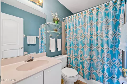 Bath - 39 Landings Ln, Ormond Beach, FL 32174 photo 2 of 3