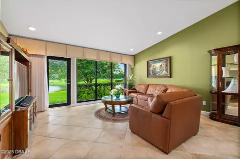 Living - 39 Landings Ln, Ormond Beach, FL 32174 photo 1 of 3