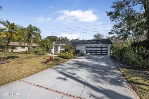 7 Pebble Beach Dr, Ormond Beach, FL 32174 photo 3