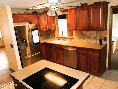 Kitchen - 3470 Strickland Rd, Ormond Beach, FL 32174 photo 1 of 4