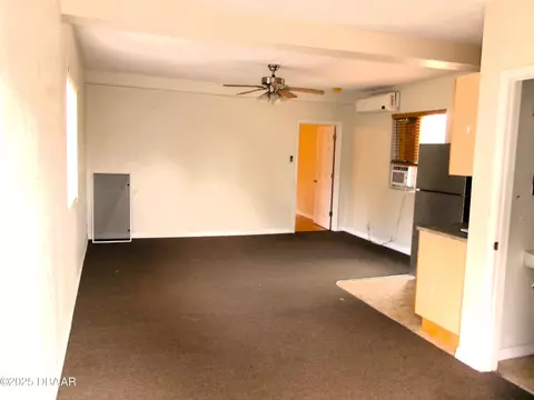 Living - 3470 Strickland Rd, Ormond Beach, FL 32174 photo 6 of 6