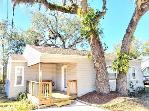 846 State Ave, Holly Hill, FL 32117