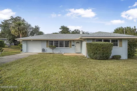 55 Neptune Ave, Ormond Beach, FL 32176