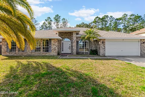 69 Robinson Dr, Palm Coast, FL 32164