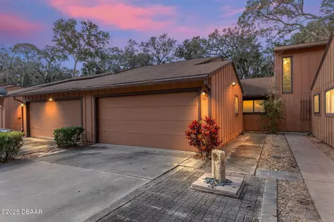 30 Park Pl, Ormond Beach, FL 32174