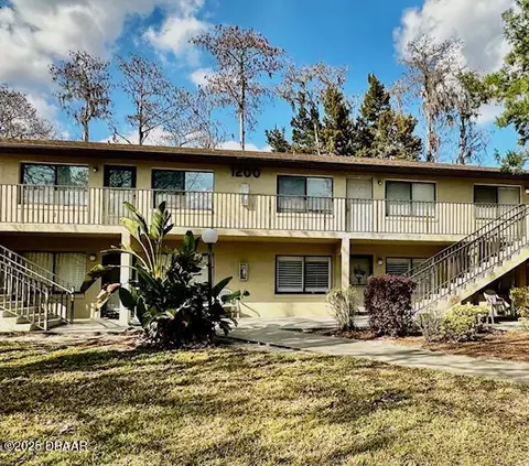 1601 Big Tree Rd #1204, Daytona Beach, FL 32119