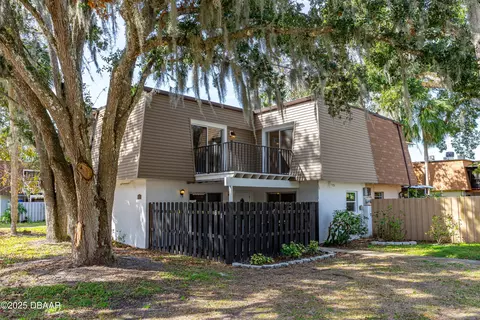 61 Springwood Sq, Port Orange, FL 32129
