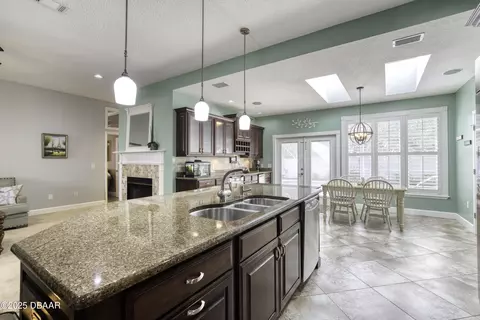 Kitchen - 103 Shadowcreek Way, Ormond Beach, FL 32174 photo 5 of 7