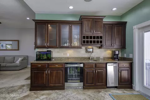 Kitchen - 103 Shadowcreek Way, Ormond Beach, FL 32174 photo 6 of 7