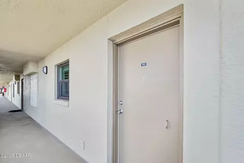 Undisclosed, Ormond Beach, FL 32176 photo 3