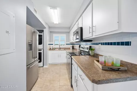 Undisclosed, Ormond Beach, FL 32176 photo 8