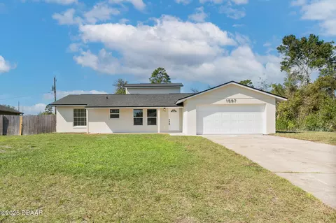 1597 Lansfield Ave, Deltona, FL 32738