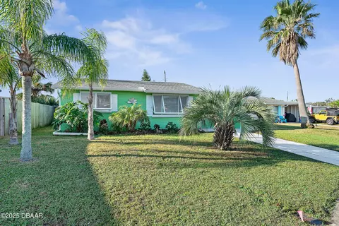 Exterior - 38 Seaside Dr, Ormond Beach, FL 32176 photo 2 of 3