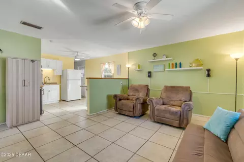 Living - 118 Orange Ave, Edgewater, FL 32132 photo 1 of 2