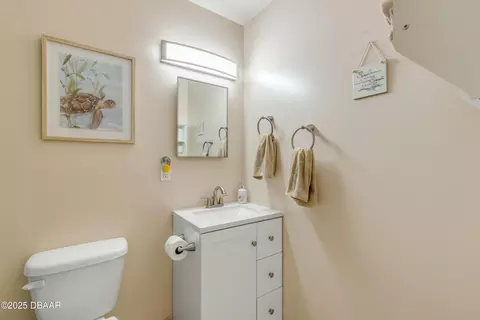 Bath - 118 Orange Ave, Edgewater, FL 32132 photo 1 of 2