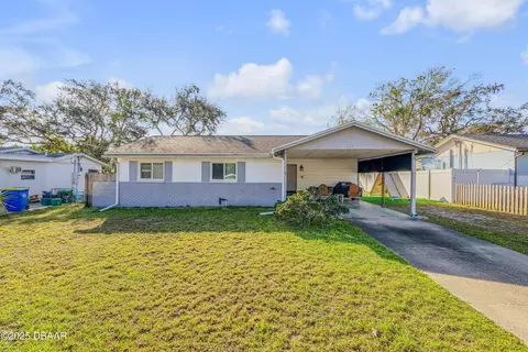 118 Orange Ave, Edgewater, FL 32132