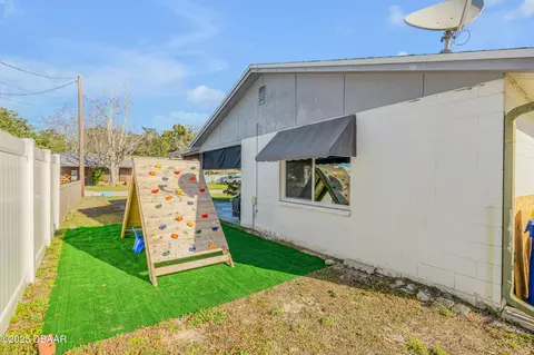 Exterior - 118 Orange Ave, Edgewater, FL 32132 photo 2 of 3