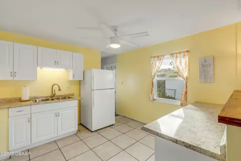 Kitchen - 118 Orange Ave, Edgewater, FL 32132 photo 1 of 4