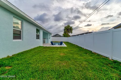 Exterior - 157 Pierside Dr, Ormond Beach, FL 32176 photo 2 of 4