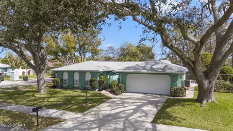 2341 Green St, South Daytona, FL 32119