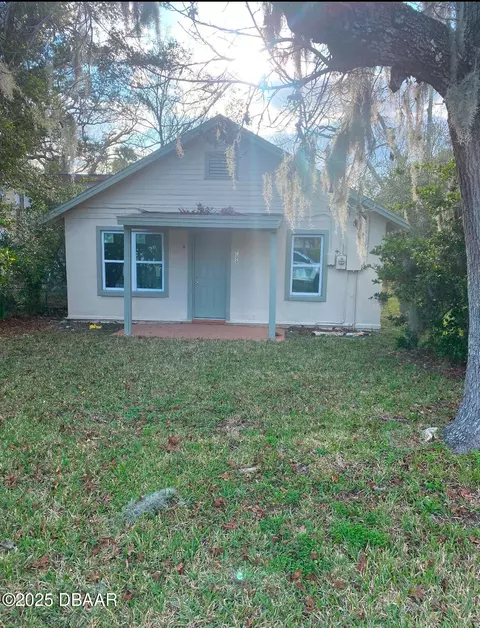 736 Edwards St, Daytona Beach, FL 32114