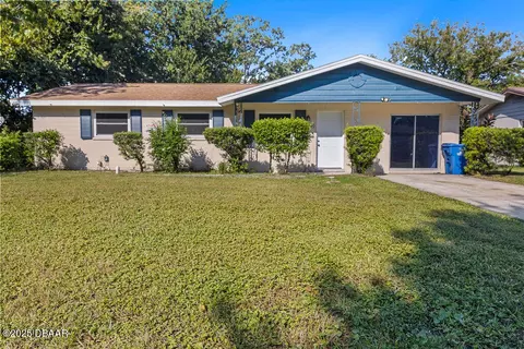 1500 Wildrose Ln, Daytona Beach, FL 32117