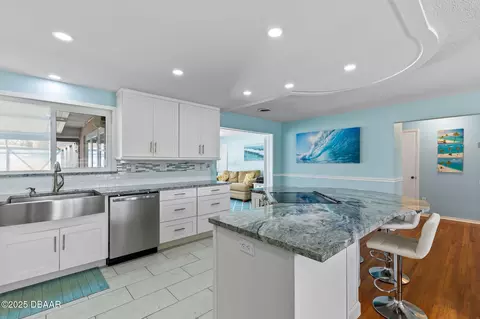 103 Ocean Ter, Ormond Beach, FL 32176 photo 11