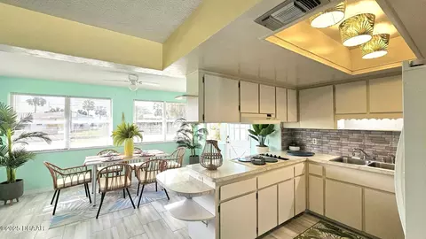 Kitchen - 28 Berkley Rd, Ormond Beach, FL 32176 photo 2 of 2