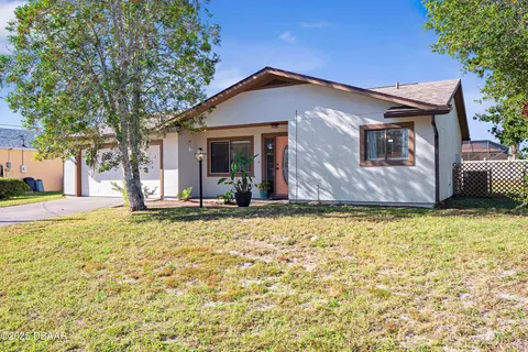 52 Faircastle Ln, Palm Coast, FL 32137