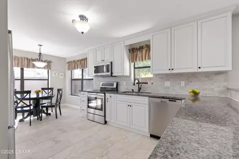 792 Victoria Cir E, Ormond Beach, FL 32174 photo 14