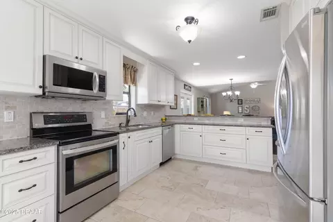 792 Victoria Cir E, Ormond Beach, FL 32174 photo 16
