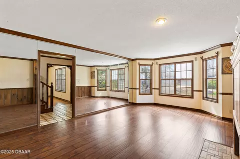 Living - 3 Pine Bluff Trl, Ormond Beach, FL 32174 photo 2 of 7