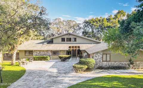 517 Boxwood Ln, New Smyrna Beach, FL 32168