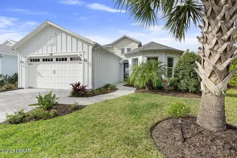 125 Spongecake Dr, Daytona Beach, FL 32124