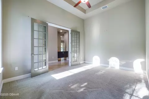 Living - 676 Southlake Dr, Ormond Beach, FL 32174 photo 1 of 10