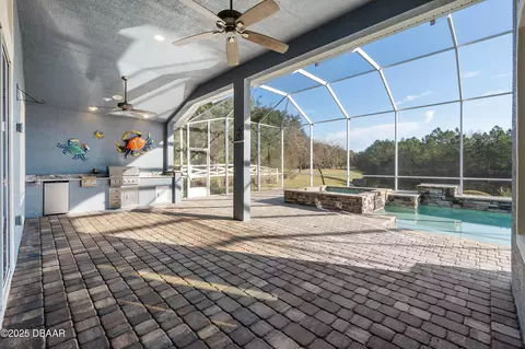 Exterior - 676 Southlake Dr, Ormond Beach, FL 32174 photo 3 of 11