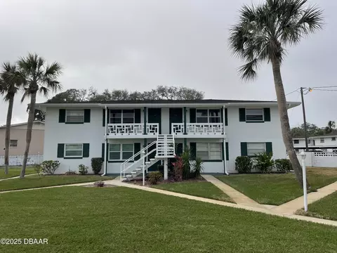1800 S Palmetto Ave #1060, Daytona Beach, FL 32119