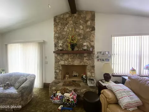 Living - 9 Timber Trl, Ormond Beach, FL 32174 photo 2 of 6